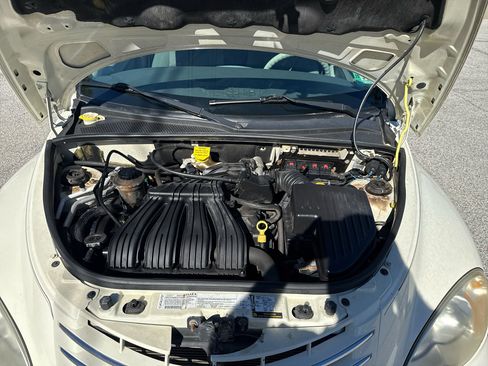 Used 2006 Chrysler PT Cruiser image 17