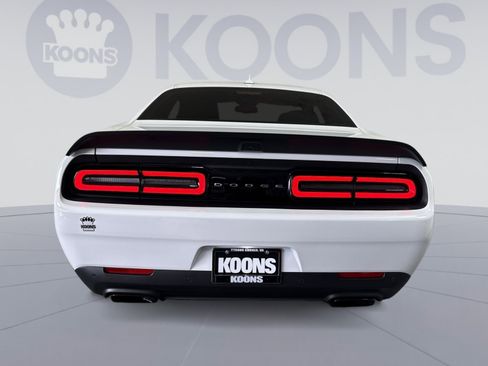 Used 2021 Dodge Challenger SRT Hellcat Redeye image 5