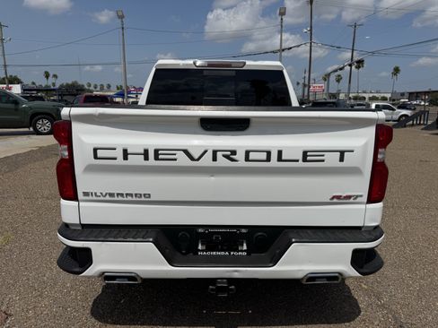 Used 2020 Chevrolet Silverado 1500 RST w/ Texas Edition AWD/4WD image 3