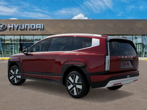 New 2026 Hyundai Ioniq 9 SEL image 5