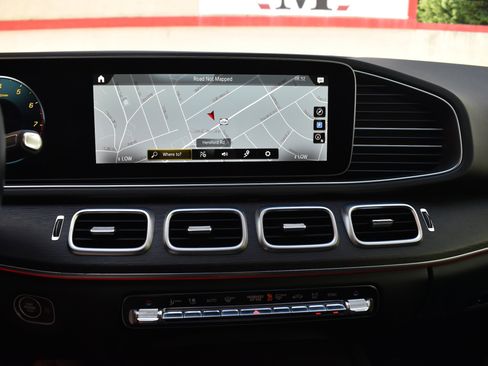 Used 2022 Mercedes-Benz GLE 350 w/ AMG Line Exterior image 34