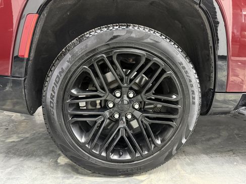 Used 2024 Jeep Wagoneer Series II image 33