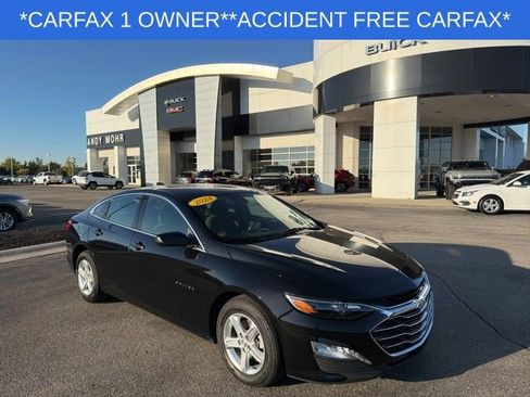 Used 2024 Chevrolet Malibu LT image 1