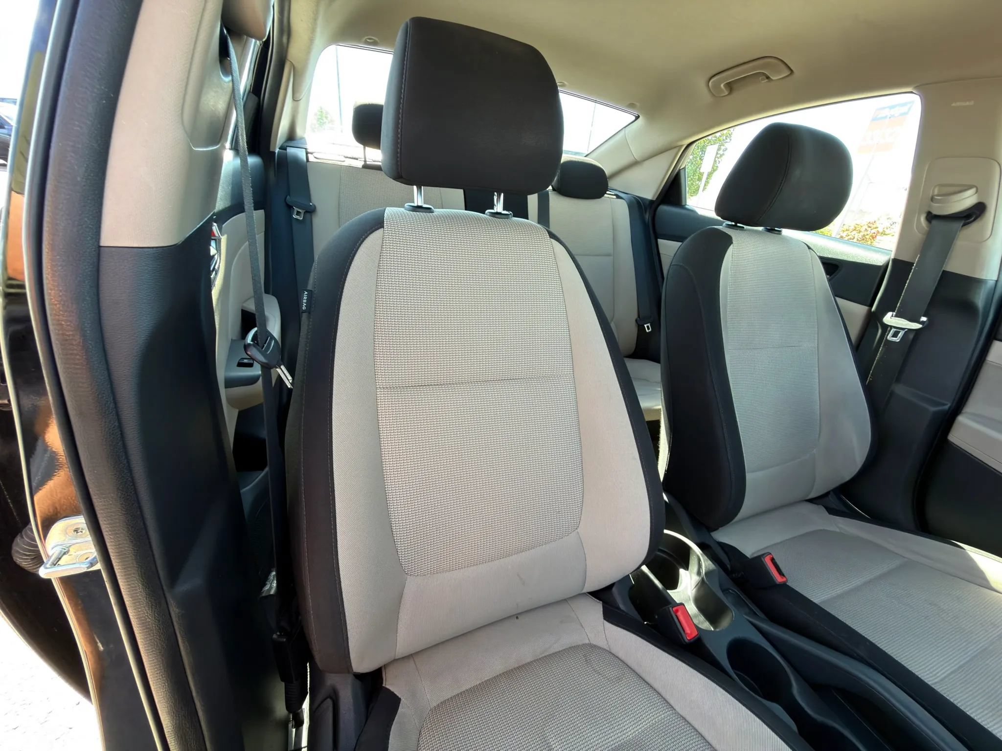 Used 2022 Hyundai Accent SE FWD image 5