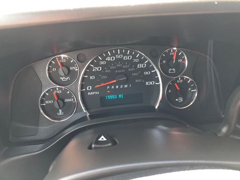 Used 2025 GMC Savana 2500 w/ Driver Convenience Package RWD image 34