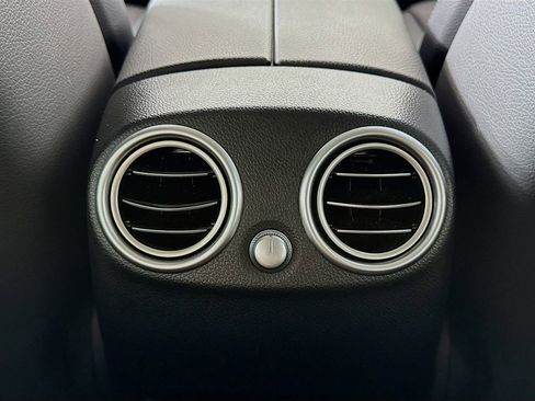 Used 2022 Mercedes-Benz GLC 300 GLC 300 image 25