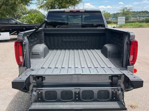 Used 2020 GMC Sierra 1500 Denali w/ Denali Ultimate Package AWD/4WD image 3