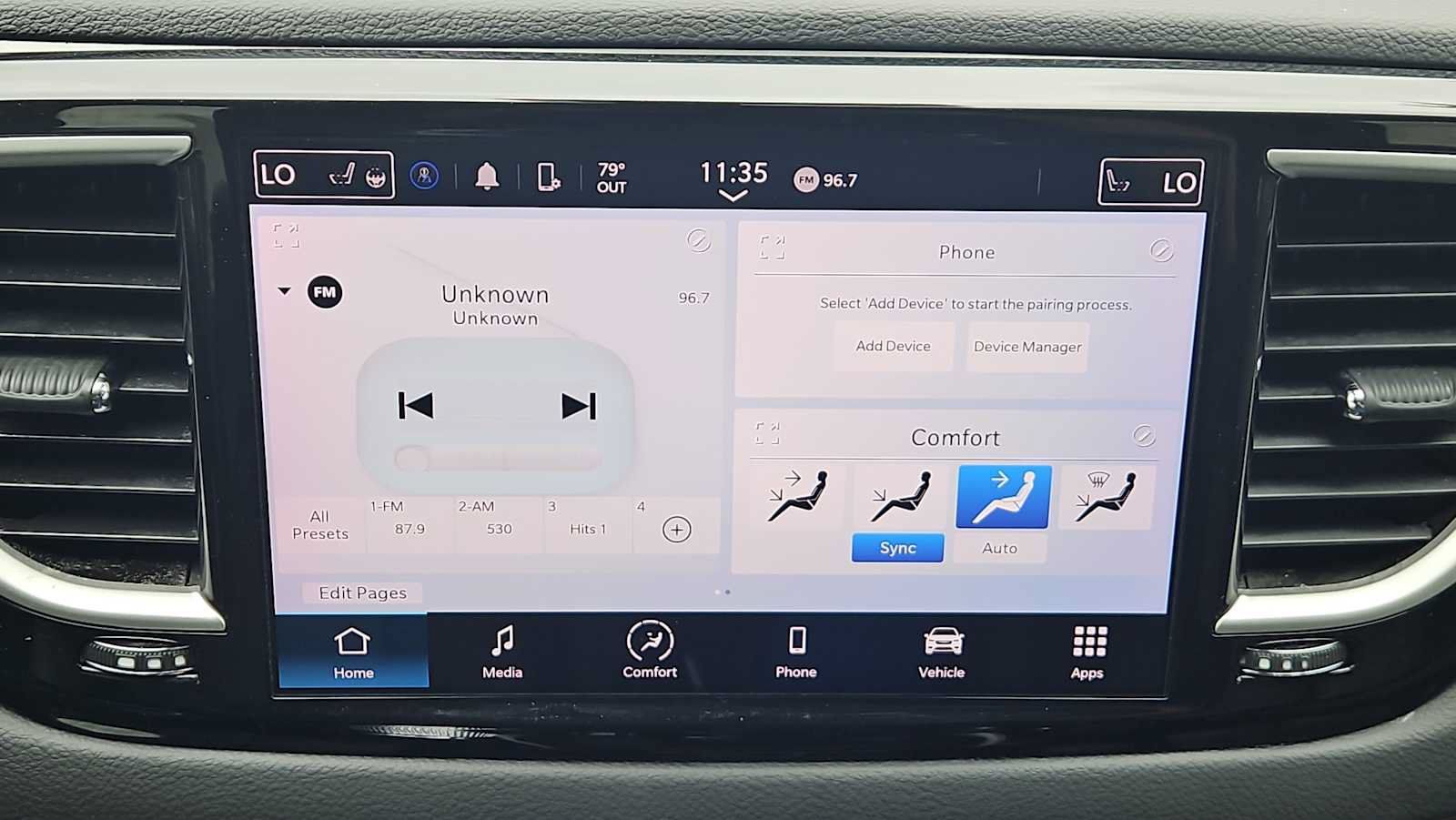 Used 2023 Chrysler Pacifica Touring-L FWD image 19