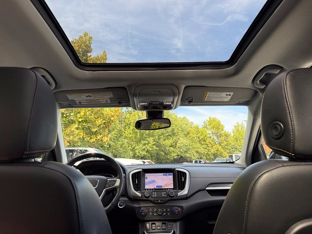 Used 2020 GMC Terrain SLT w/ Preferred Package AWD/4WD image 29