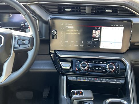 Used 2024 GMC Sierra 1500 Denali w/ Denali Reserve Package image 30