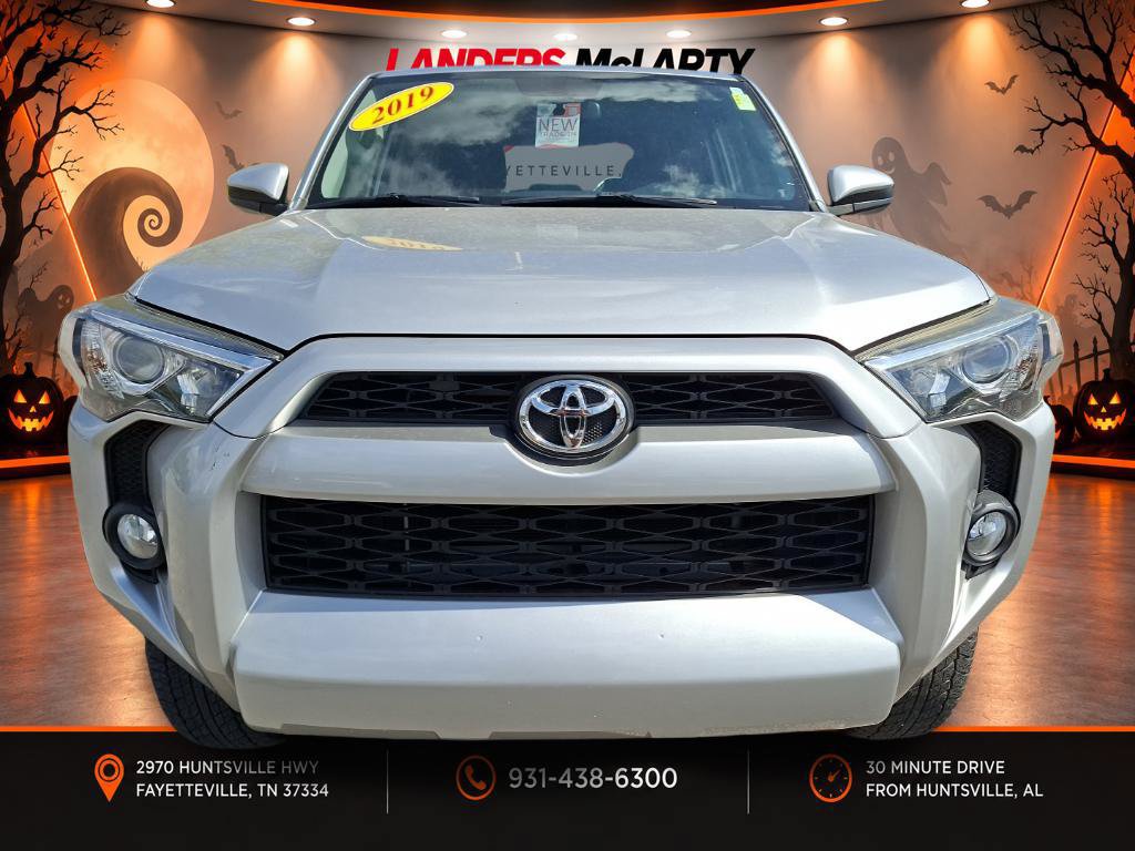 Used 2019 Toyota 4Runner SR5 RWD image 8