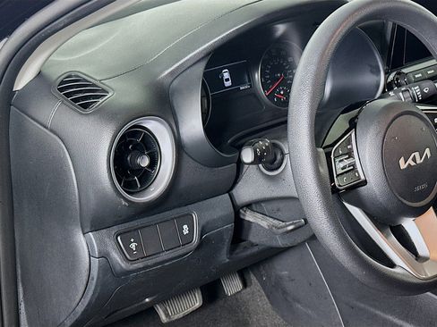 Used 2024 Kia Forte LXS image 16