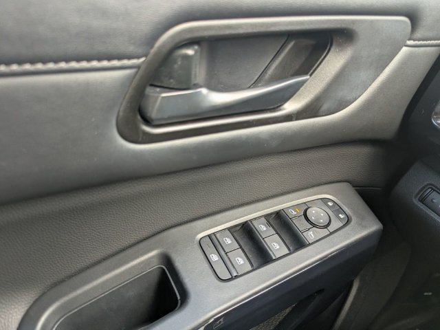 Certified 2025 Nissan Pathfinder S FWD image 14