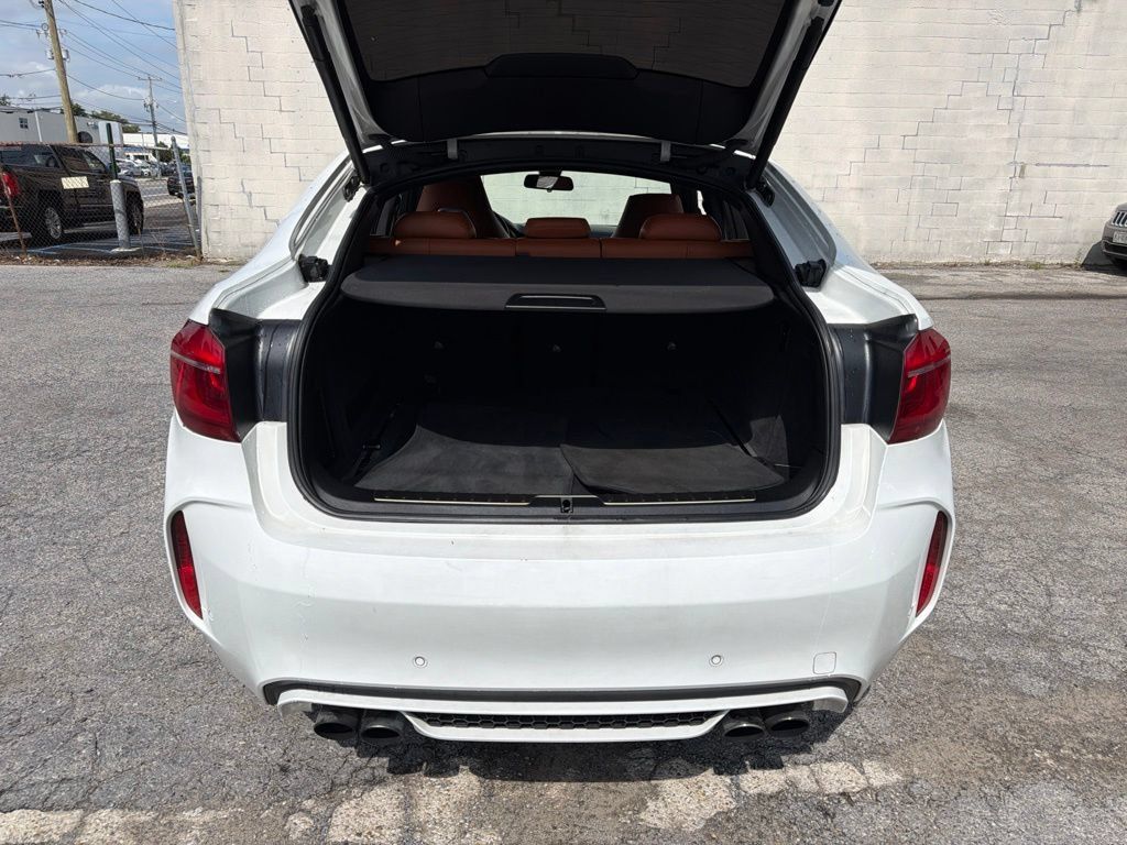 Used 2016 BMW X6 M AWD/4WD image 9