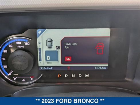 Used 2023 Ford Bronco Badlands AWD/4WD image 16