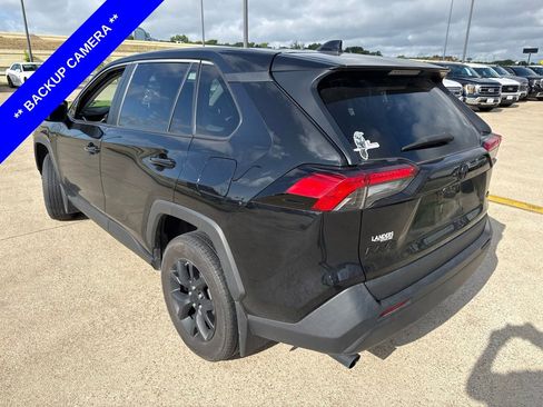 Used 2023 Toyota RAV4 LE FWD image 8