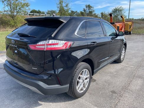 Certified 2023 Ford Edge SEL w/ Convenience Package image 5