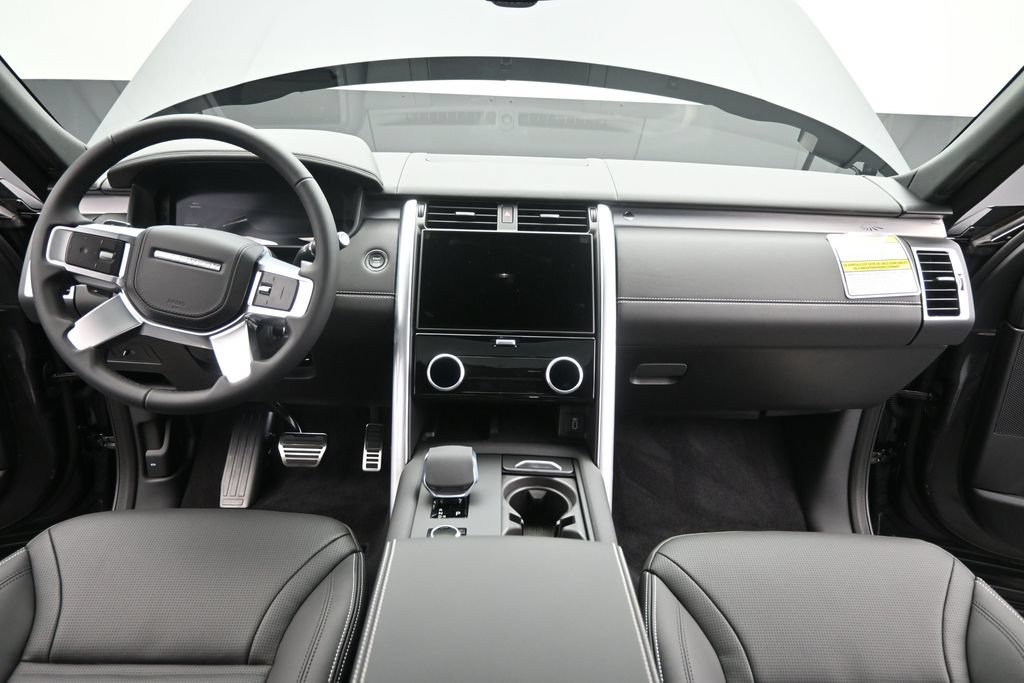 New 2026 Land Rover Discovery Limited Edition AWD/4WD image 22