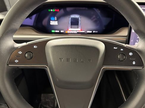 Used 2023 Tesla Model X AWD/4WD image 22