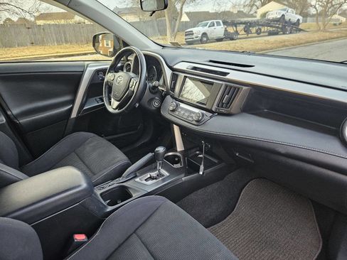 Used 2016 Toyota RAV4 XLE image 15