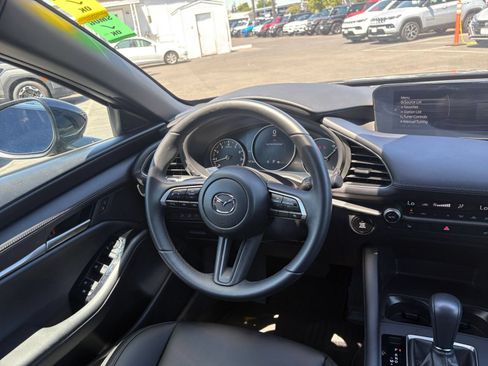 Used 2026 MAZDA MAZDA3 s FWD image 31