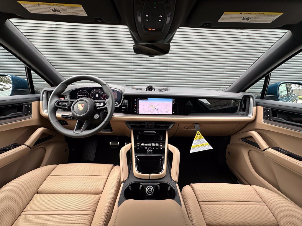 Certified 2026 Porsche Cayenne S AWD/4WD image 6