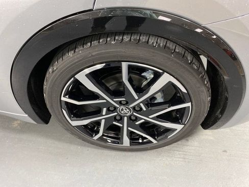 New 2026 Toyota Prius Plug-In Hybrid FWD image 29