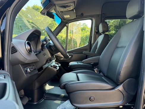 New 2025 Mercedes-Benz Sprinter 2500 image 19