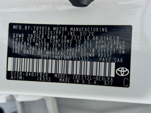 Used 2021 Toyota Corolla LE FWD image 39