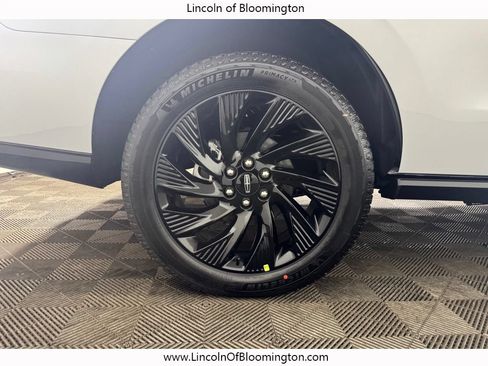 New 2026 Lincoln Navigator Reserve w/ Jet Appearance Package AWD/4WD image 40