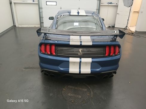 Used 2020 Ford Mustang Shelby GT500 w/ Carbon Fiber Track Pack image 22