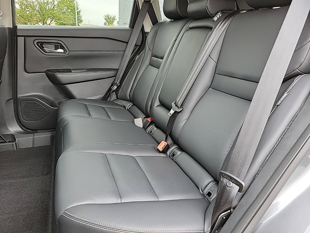 Certified 2024 Nissan Rogue SL AWD/4WD image 14
