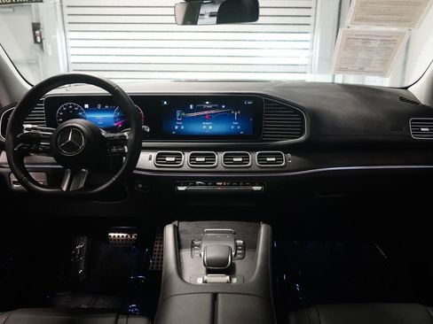 Certified 2026 Mercedes-Benz GLS 450 4MATIC image 15