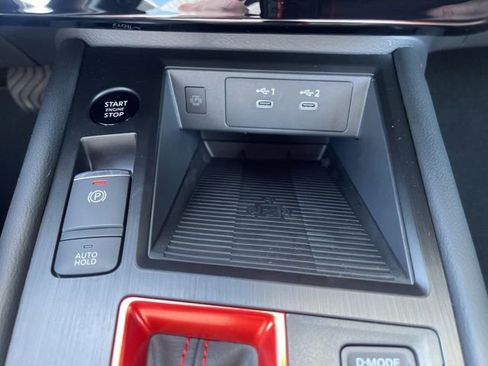 New 2025 Nissan Kicks SR image 24