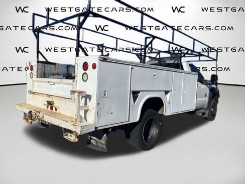 Used 2016 Ford F450 XLT w/ Ambulance Prep Package image 8