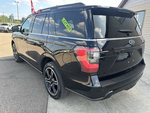 Used 2021 Ford Expedition Limited AWD/4WD image 7