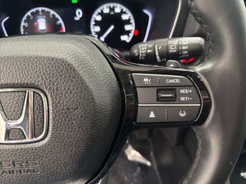 Used 2023 Honda Pilot Touring image 29