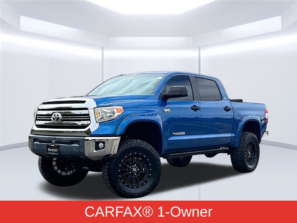 Used 2017 Toyota Tundra SR5 w/ SR5 Upgrade Package AWD/4WD image 2