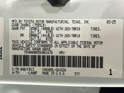 Used 2025 Toyota Sequoia SR5 image 30