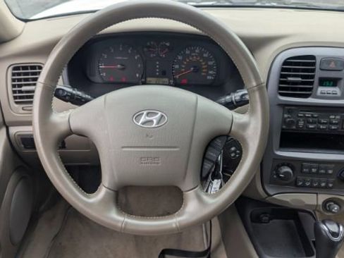 Used 2005 Hyundai Sonata GL FWD image 23