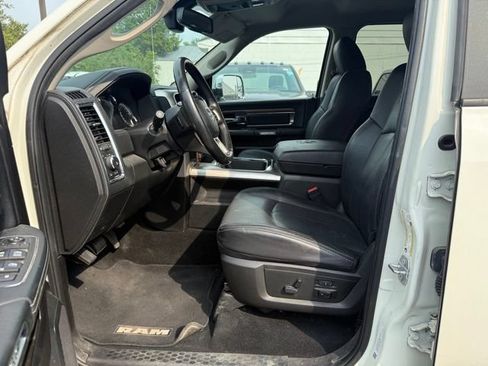 Used 2018 RAM 2500 Laramie AWD/4WD image 17