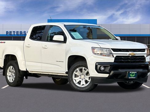 Used 2022 Chevrolet Colorado LT w/ LT Convenience Package image 2