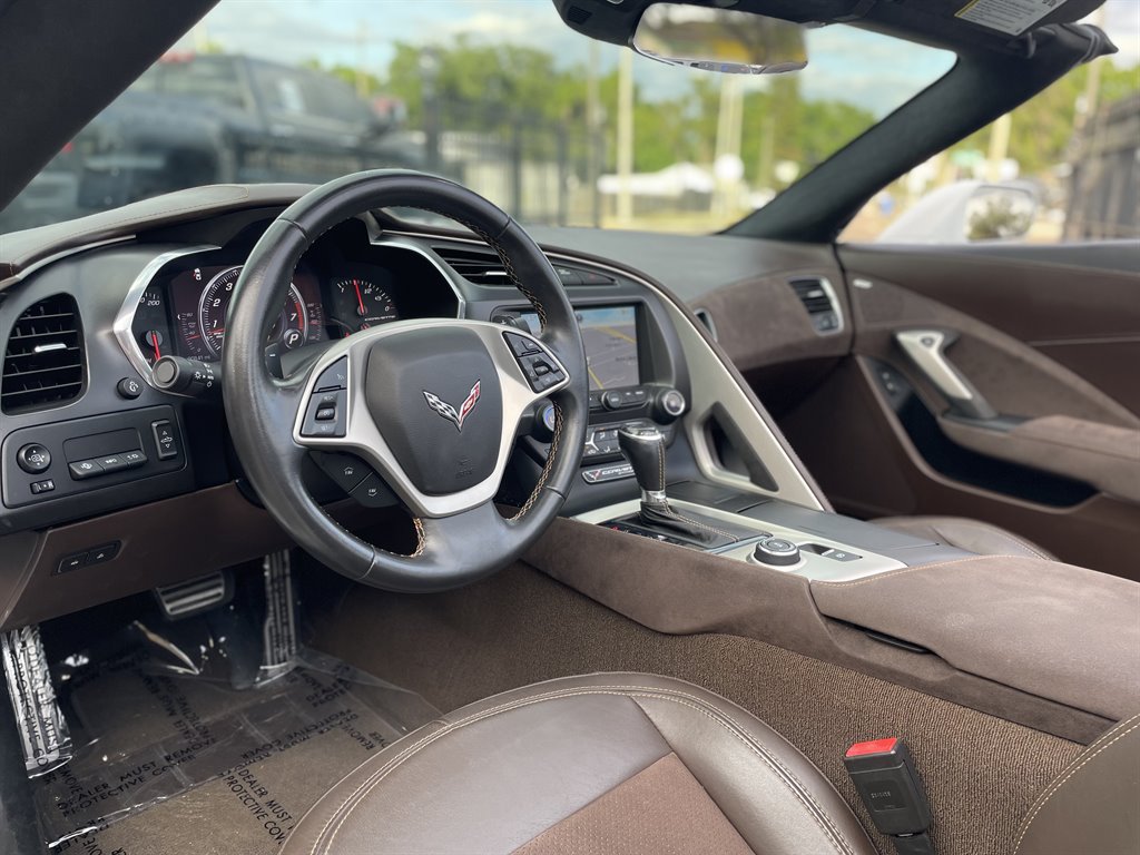 Used 2015 Chevrolet Corvette Stingray Convertible w/ 3LT Preferred Equipment Group RWD image 14