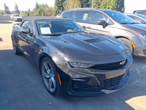 Used 2022 Chevrolet Camaro SS image 2