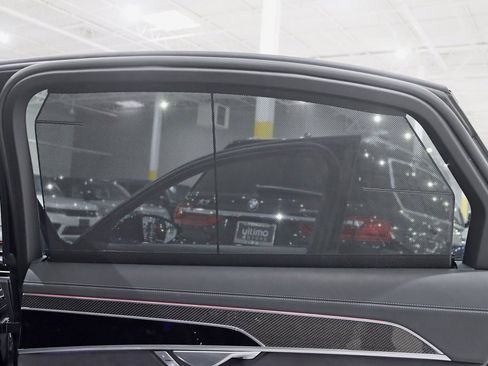 Used 2022 Audi S8 w/ S8 Comfort Plus Package image 42