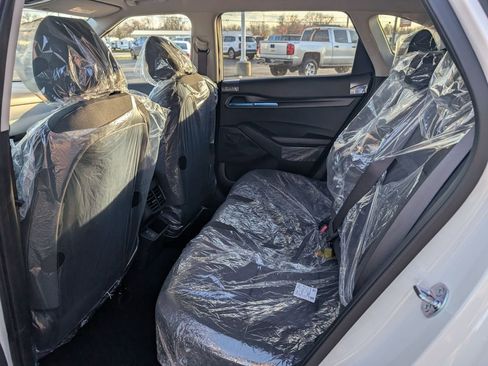 New 2026 Kia Seltos LX image 9
