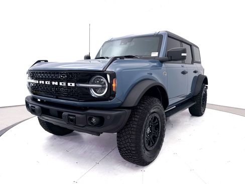 Used 2023 Ford Bronco Wildtrak AWD/4WD image 14