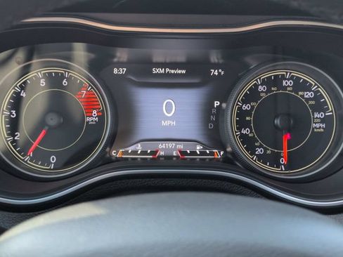 Used 2021 Jeep Cherokee Latitude Lux w/ Comfort/Convenience Group FWD image 18