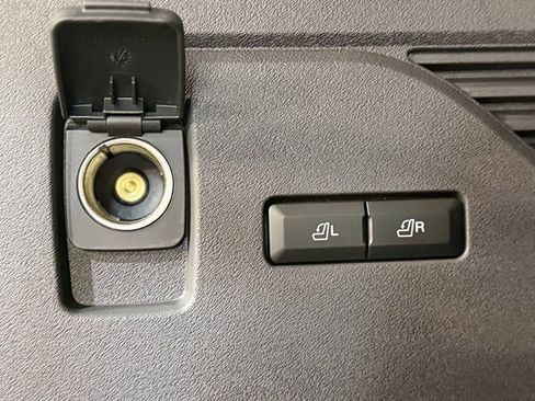 New 2026 Lincoln Nautilus Premier w/ Jet Appearance Package image 36