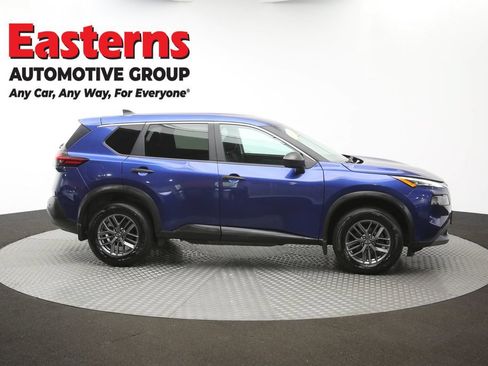 Used 2023 Nissan Rogue S AWD/4WD image 46